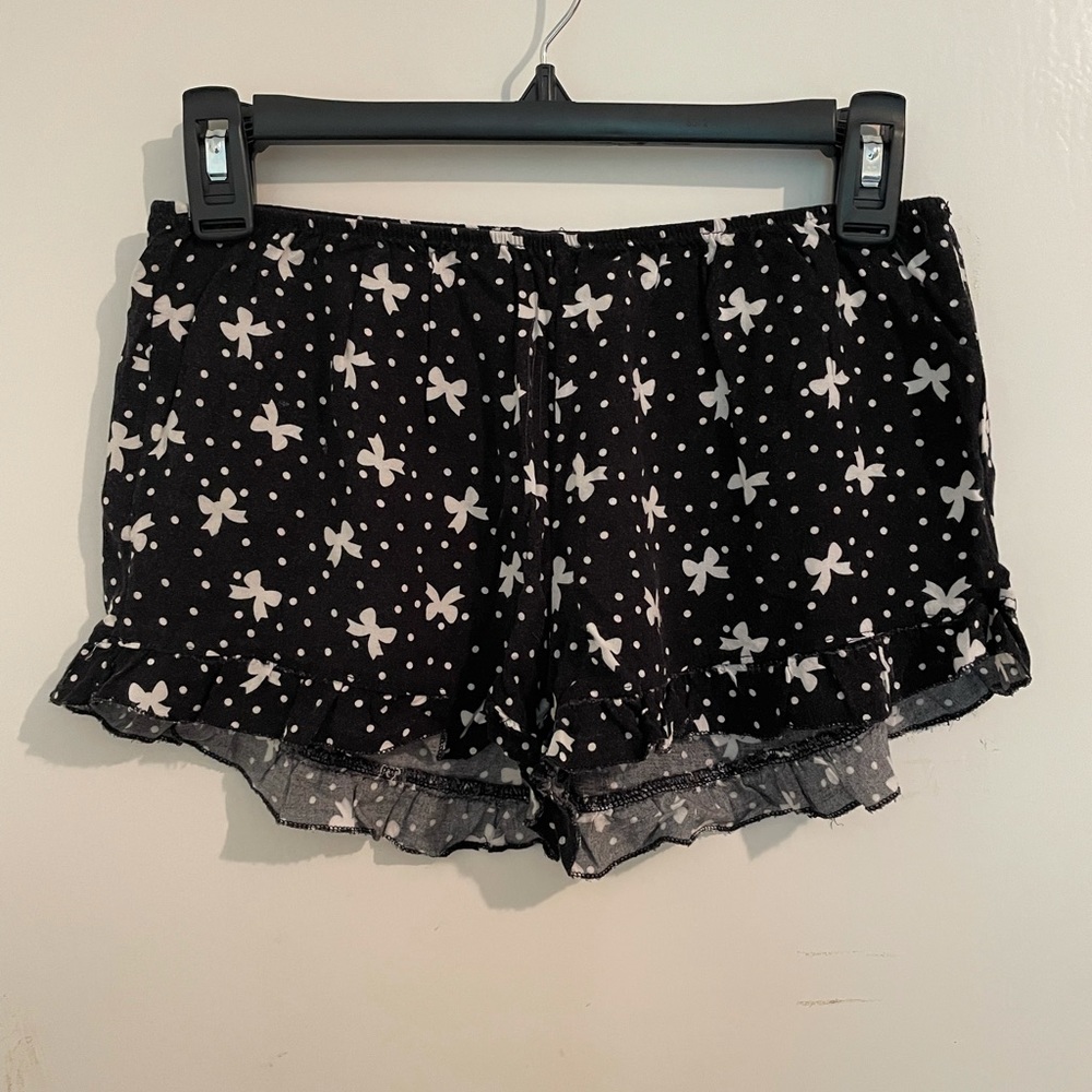 Blue rib Ruffled shorts - Picture 2 of 5